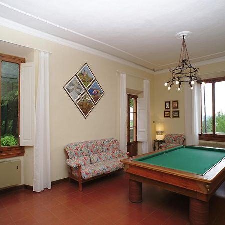 Lovely Holiday Home In Montefiridolfi With Hill View Экстерьер фото