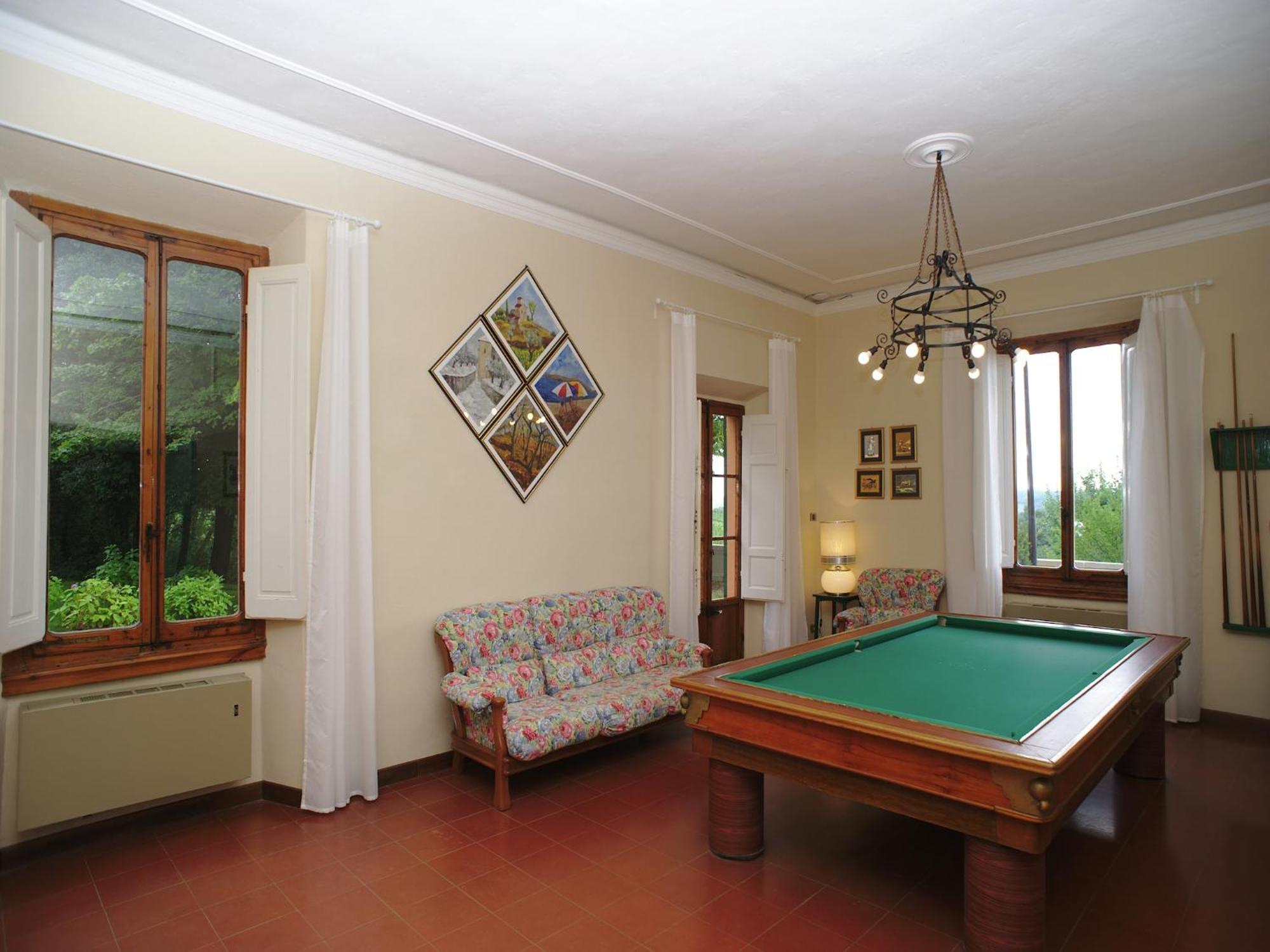 Lovely Holiday Home In Montefiridolfi With Hill View Экстерьер фото