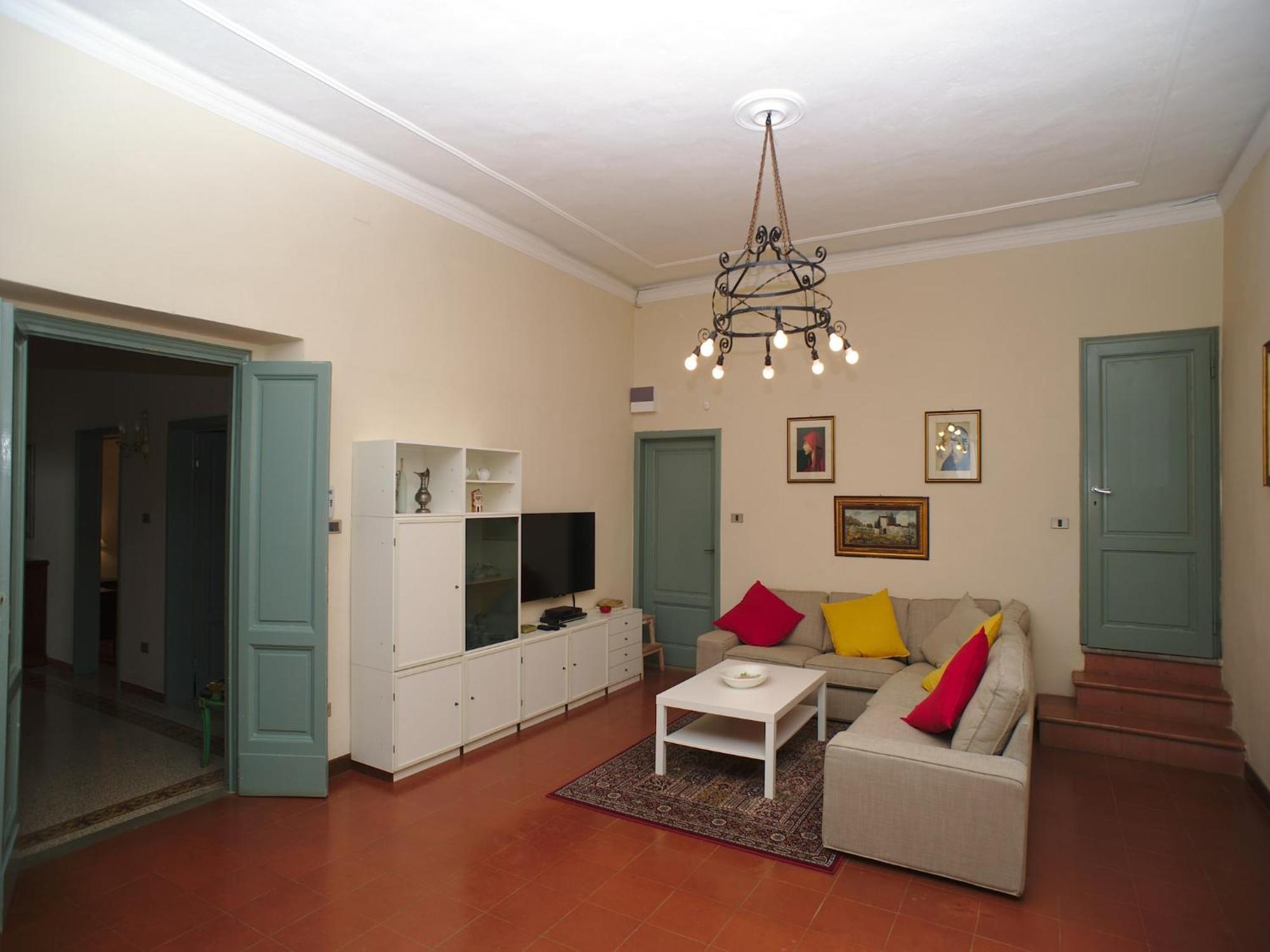 Lovely Holiday Home In Montefiridolfi With Hill View Экстерьер фото
