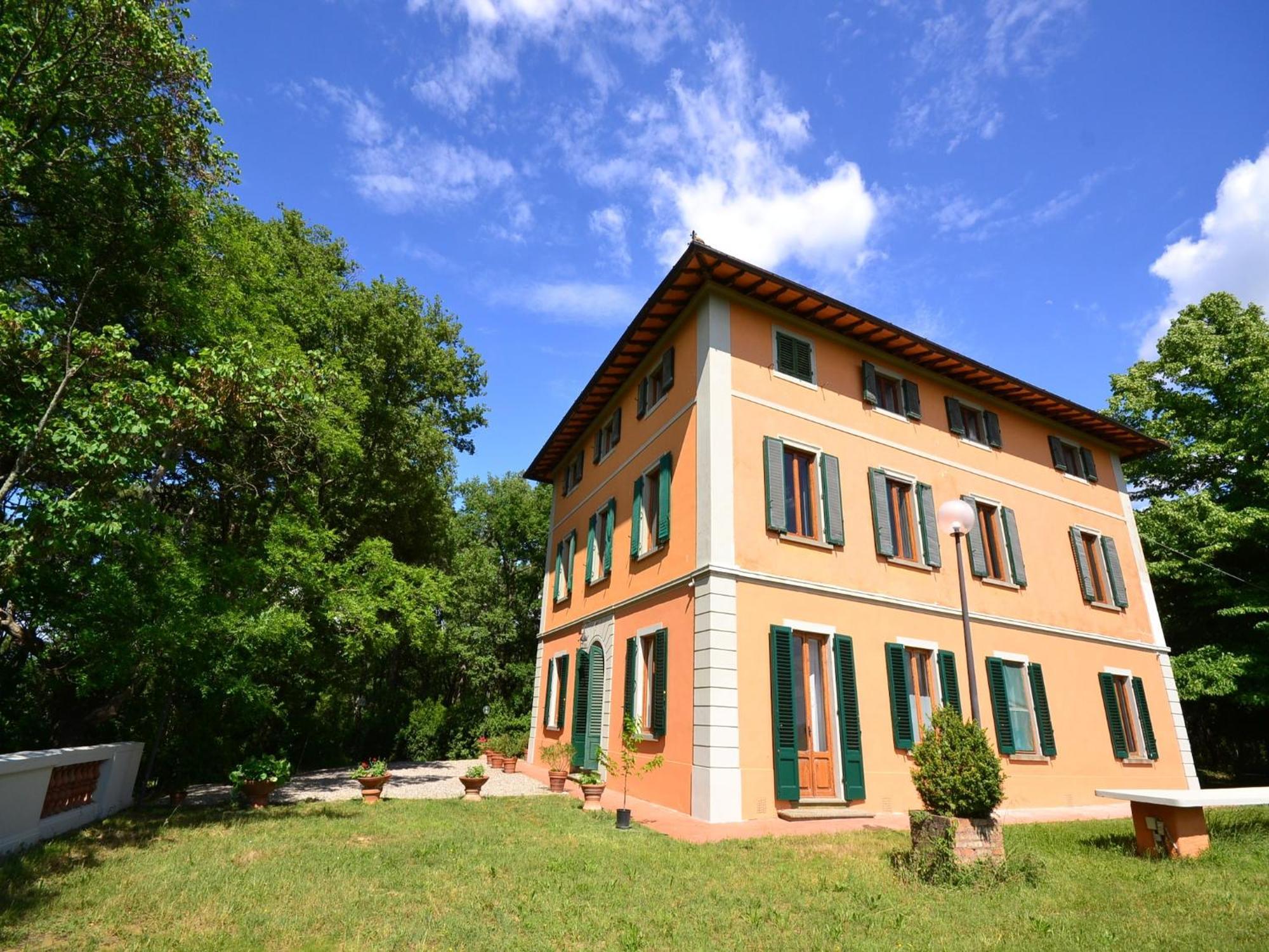 Lovely Holiday Home In Montefiridolfi With Hill View Экстерьер фото